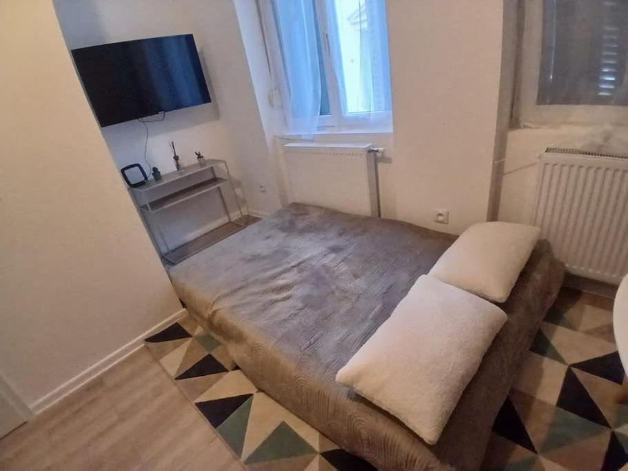 Appartement F1 Orchidee Mulhouse Exterior foto