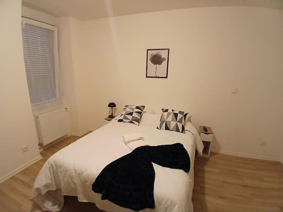 Appartement F1 Orchidee Mulhouse Exterior foto